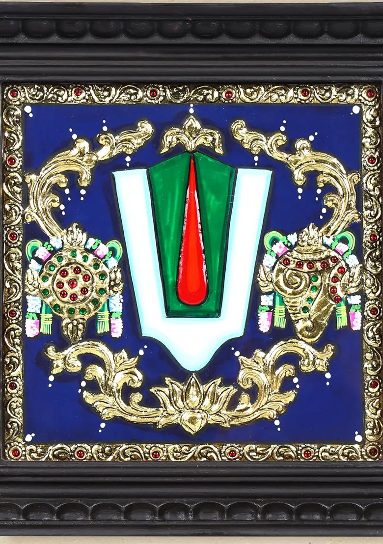 Vaishnava Symbols Chakra Tilak And Shankh