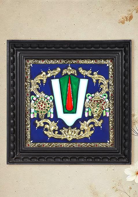 Vaishnava Symbols Chakra Tilak And Shankh