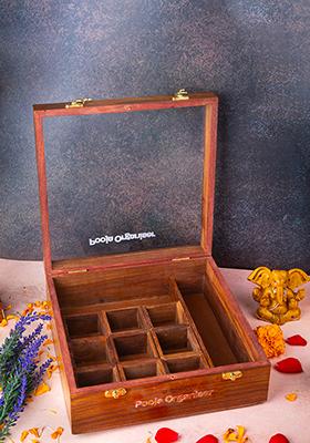 Pooja Organizer