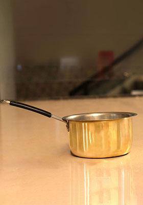 Gold Brass Tea Pan With Kalai 1.5 Lt