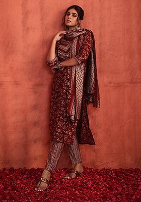 Maroon Embroidered Chanderi Kurta With Pants And Dupatta (Set of 3) 
