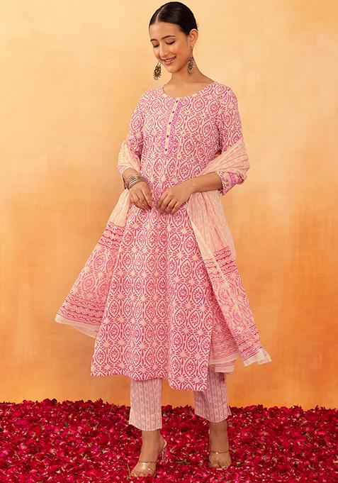 Off White And Pink Mughal Print Cotton Kurta With Pants And Dupatta (Set of 3)