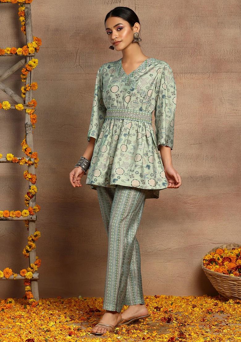 Light Green Printed Kurta With Pants And Belt (Set of 3)