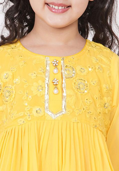 Buy Women Yellow Sharara With Gota Patti Kurta And Dupatta (Set Of 3 ...