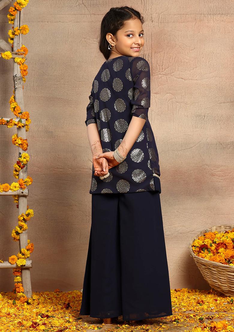 Black Foil Print Front Slit Kurta With Pants (Set of 2)