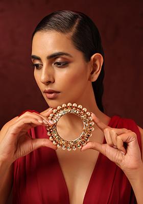 Gold Finish Kundan And Pearl Bangle