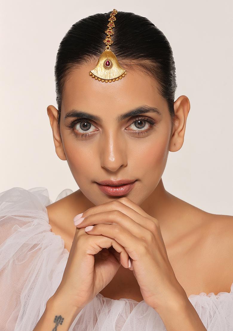 Gold Tone Temple Maangtika