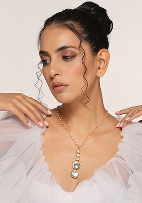 Gold Tone Pendant Necklace