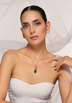 Dark Green Gold Tone Kundan Pendant Necklace
