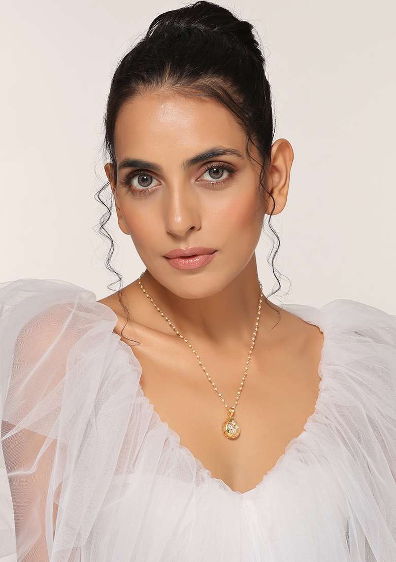 Gold Finish Kundan Pendant Necklace - Indya