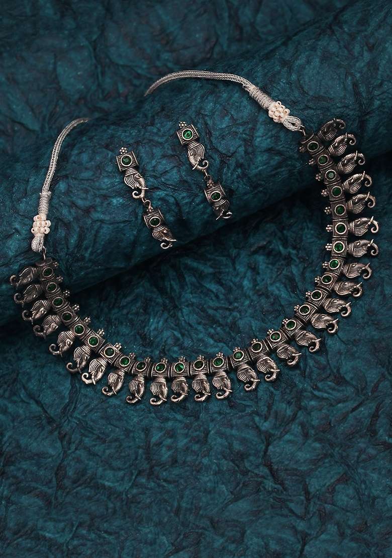 Silver Tone Brass Necklace And Earrings Set - Indya