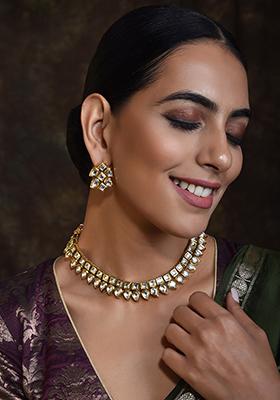Gold Tone Kundan Necklace Set With Earrings