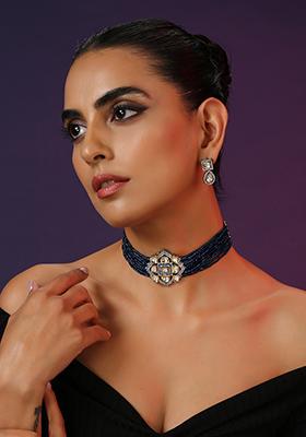 Blue Silver Tone Polki Choker Set With Earrings