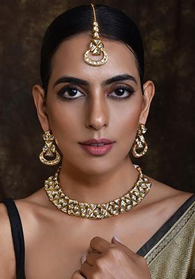 Gold Tone Kundan Necklace Set With Earrings And Maangtika