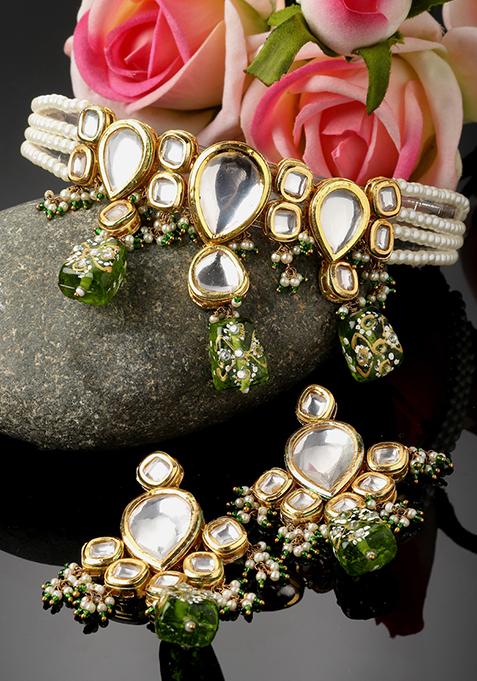 Green Pearl And Kundan Choker Necklace And Earrings Set