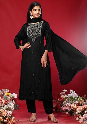 Black Floral Hand Work Kurta Set With Pants And Organza Dupatta