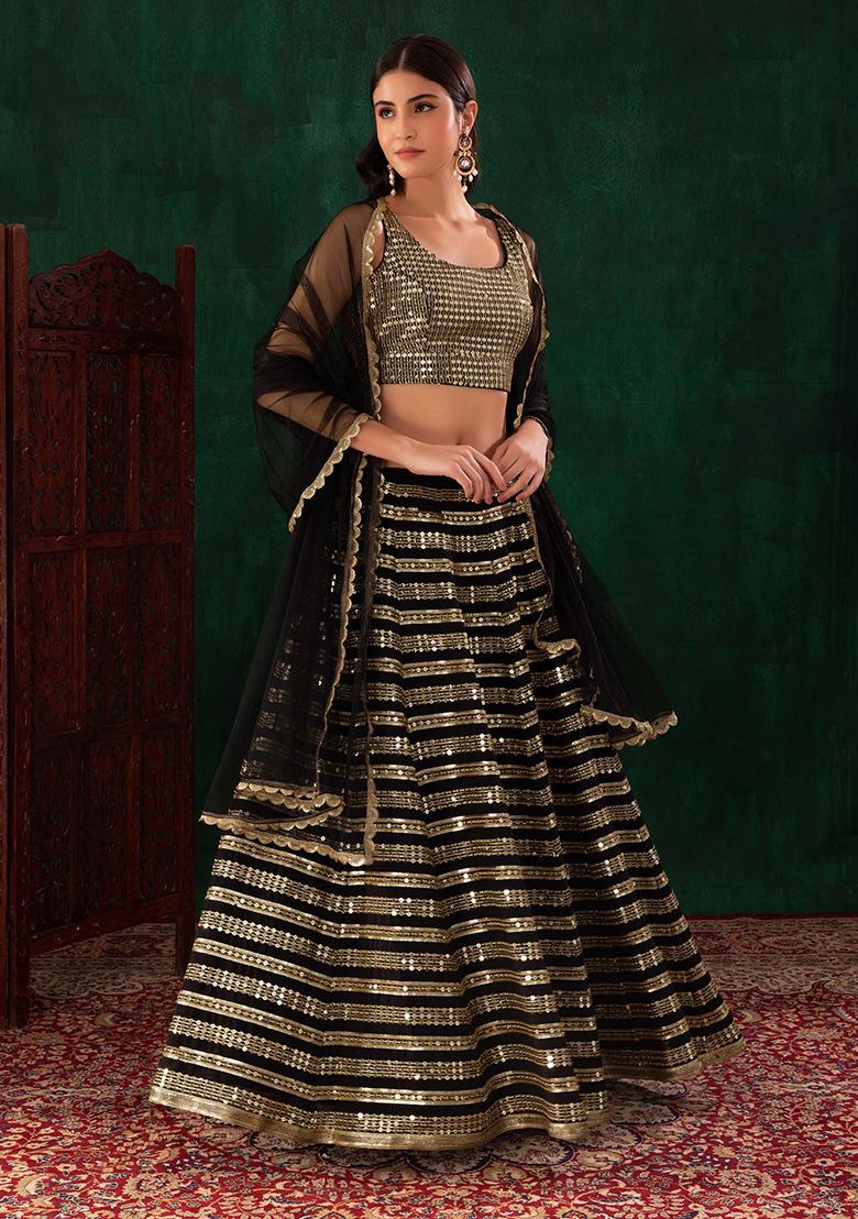 Lehenga Choli In Golden Sequence Skirt With Black Blouse at Rs 2999.00 |  Designer Lehenga Choli | ID: 24129880612