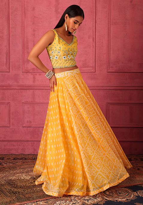 Buy Women Light Yellow Bandhani Print Lehenga Set With Embroidered ...