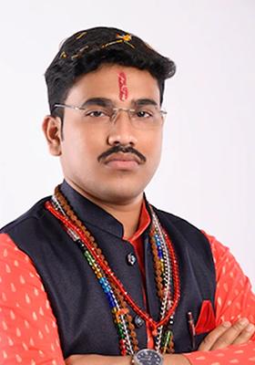 Tarrot Card Reader Meera Joshi