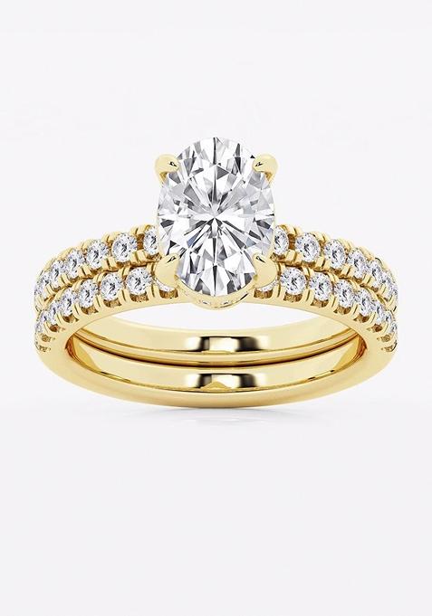 2 3/4 ctw Oval Lab Grown Diamond Hidden Halo Bridal Set