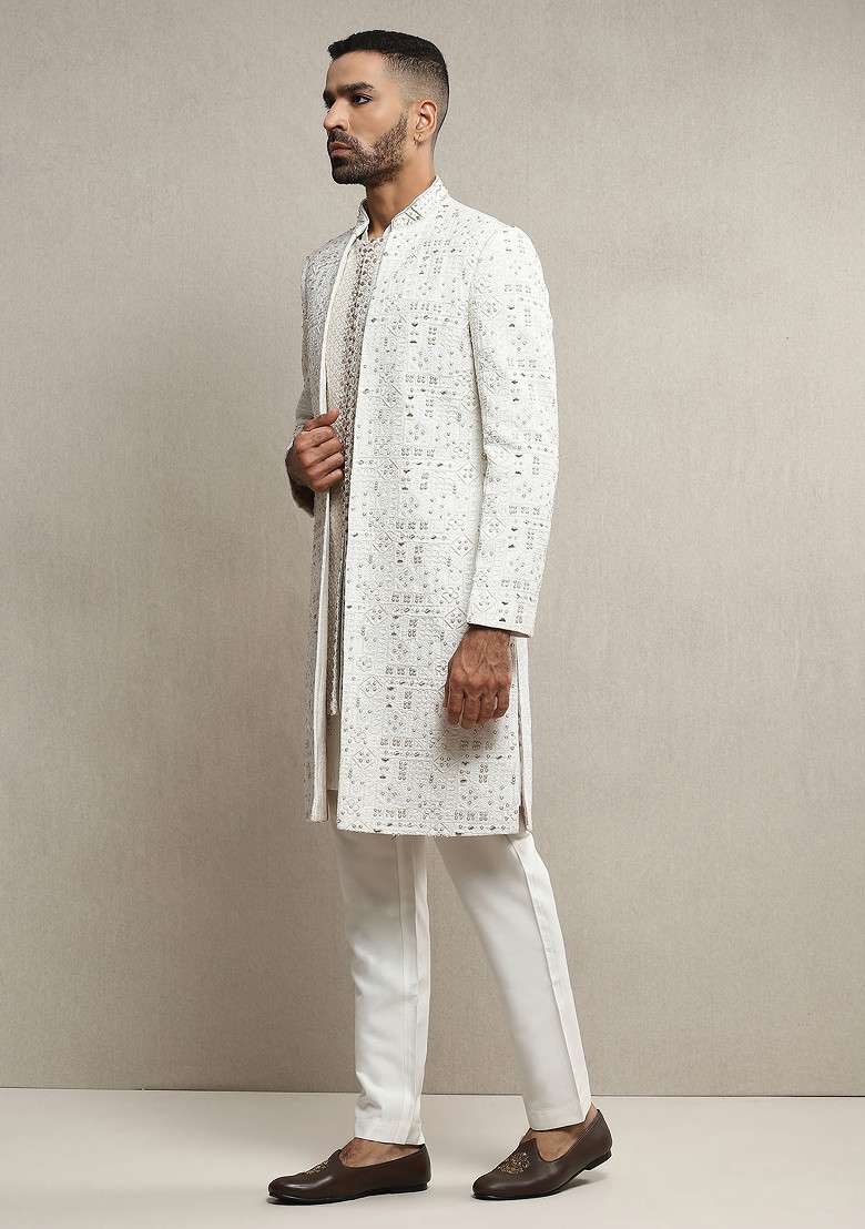 Off White Hand Embroidered Handloom Silk Sherwani Set For Men - Indya