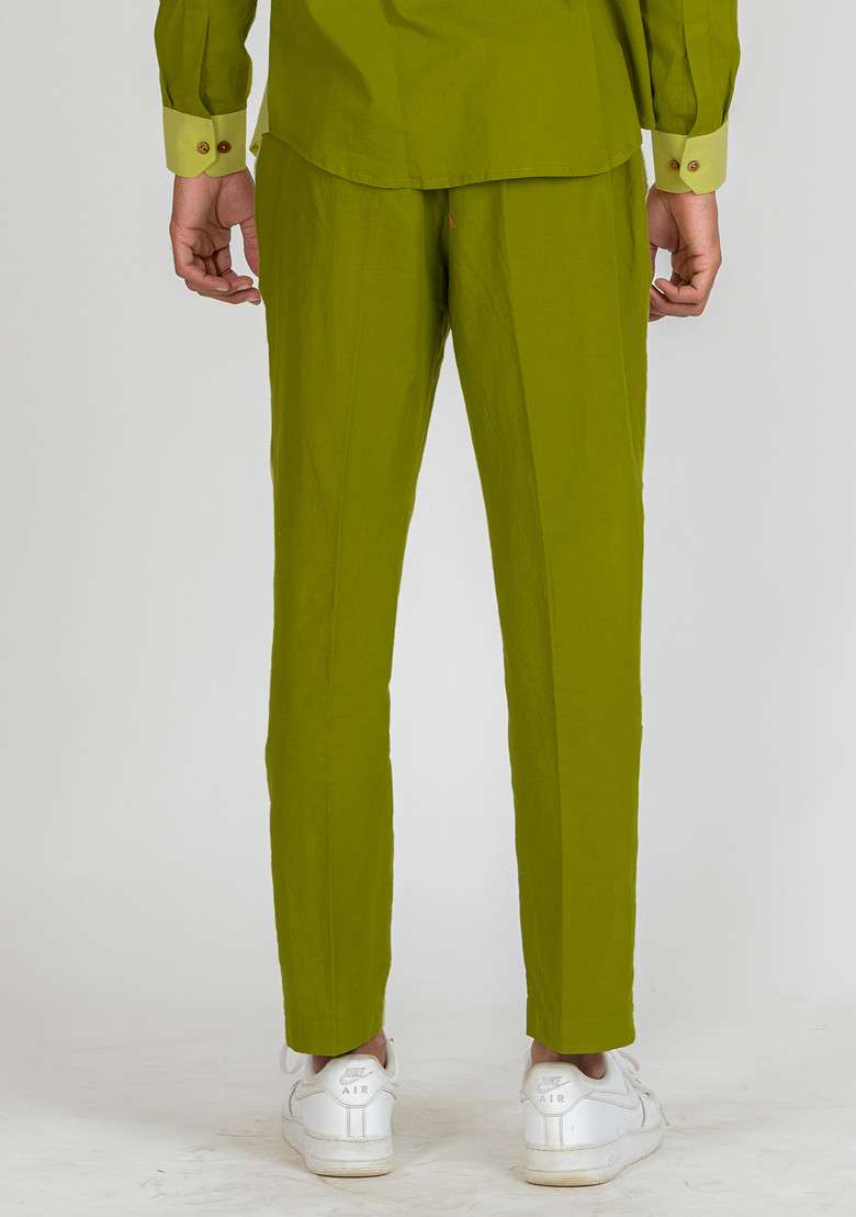 Green Colour Blocked Tropical Travel Pajama For Men - Indya