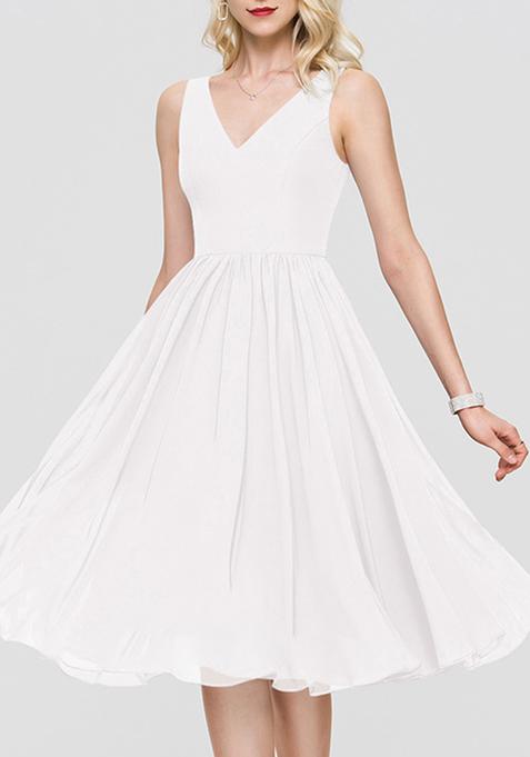 Ivory A-line V-Neck Knee-Length Chiffon Cocktail Dress