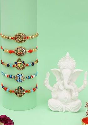 Red Set Of 5 Thread Rakhi With 1 Ganesh Showpiece Gift Set