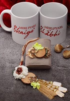 Set Of 4 Floral Rakhi And Lumba With Bhaiya Bhabhi Mugs