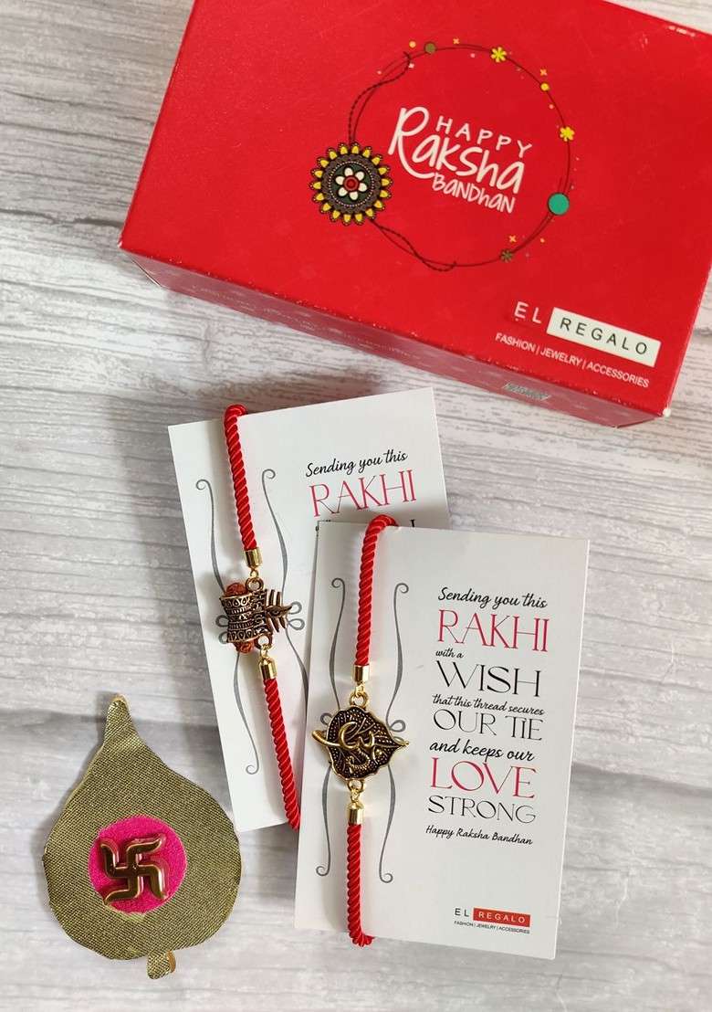Bhaiya Bhabhi Red Gold Toned Set Of 2 Rakhi With Roli Chawal Card - Indya