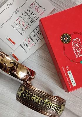 Bhaiya Bhabhi Set Of 2 Gold Toned Kada Rakhi