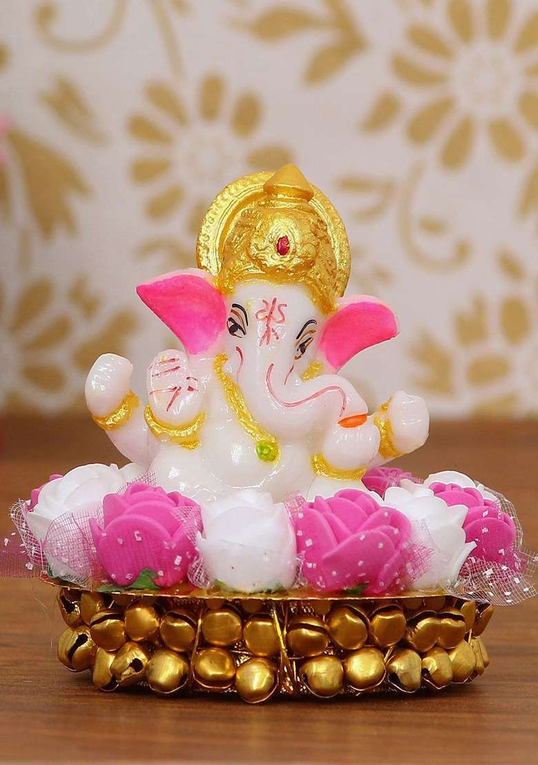 Set Of 4 Rakhi With Ganesh Idol Gift Set - Indya