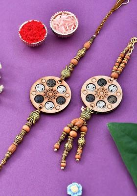 Unisex Set Of 2 Circular Designed Stylish Bhaiya Bhabhi Rakhi Gift Set