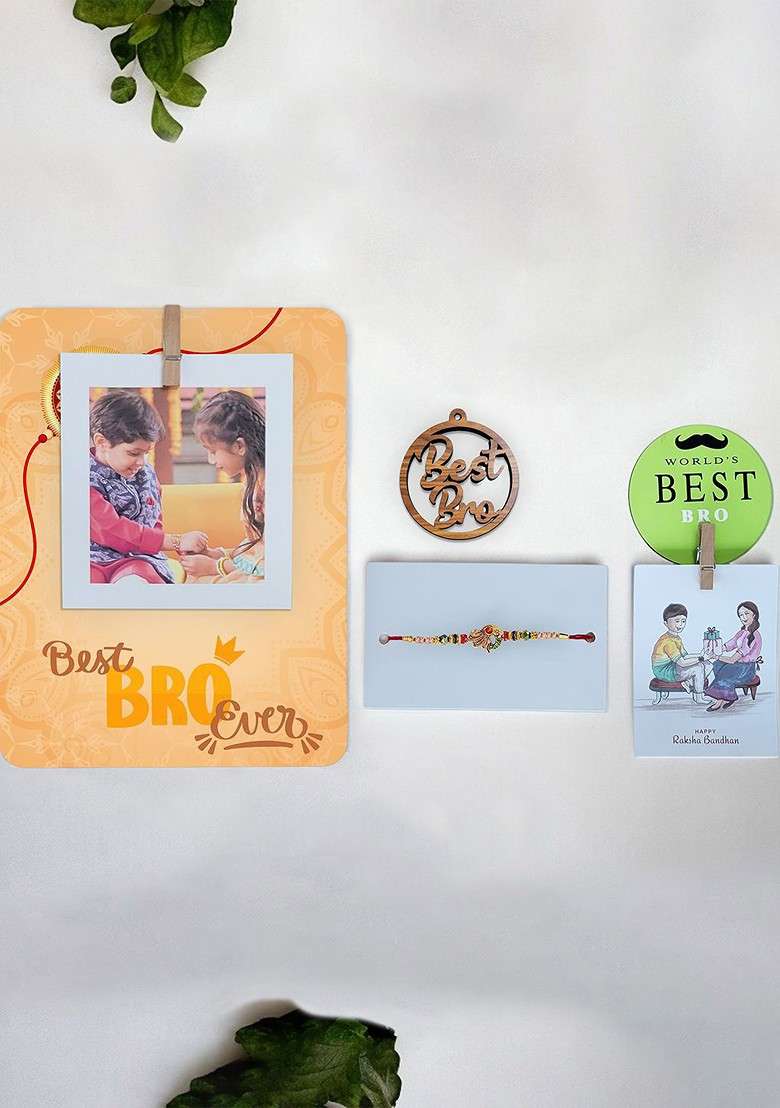 Set Of 4 Rakhi With Key Chain Photo Frame And Fridge Magnets - Indya