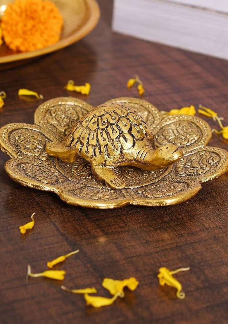 5 Pcs Tortoise Showpiece With Greeting Card And Roli Chawal Rakhi Gift Set - Indya