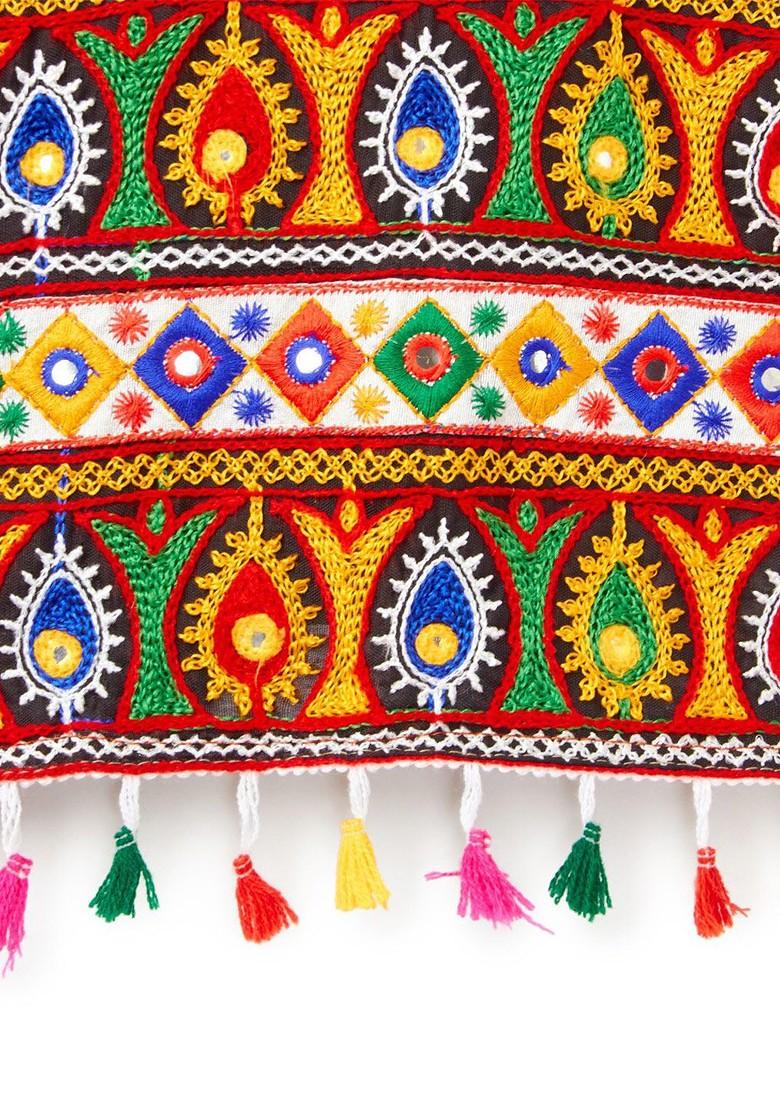 Girls Kutchi Embroidered Cotton Ready To Wear Lehenga Blouse With Dupatta