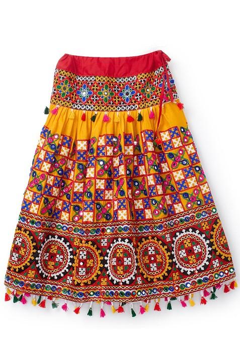 Girls Ethnic Motifs Embroidered Ready To Wear Lehenga Blouse With Dupatta