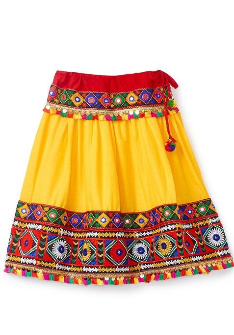 Girls Embroidered Thread Work Ready To Wear Lehenga Blouse With Dupatta