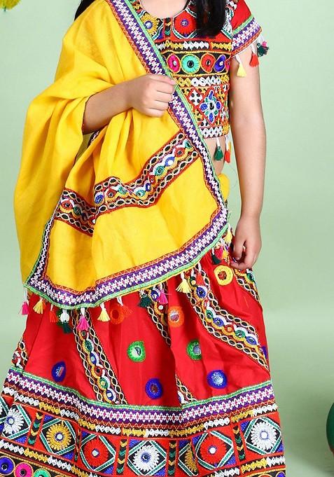 Girls Embroidered Thread Work Ready To Wear Lehenga Blouse With Dupatta