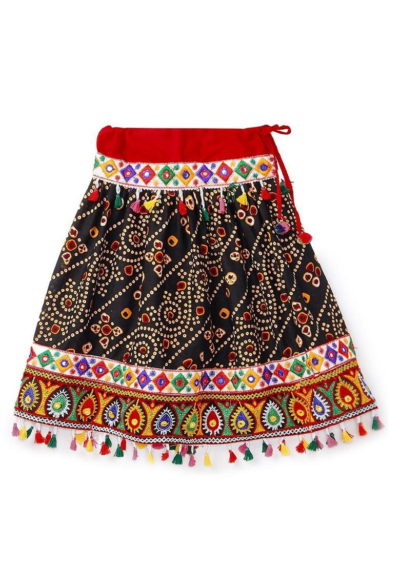 Girls Embroidered Thread Work Ready To Wear Lehenga Blouse With Dupatta