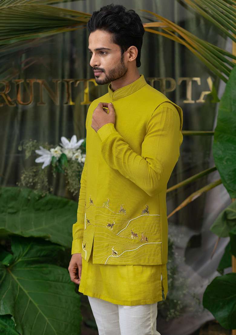 Green Elephant Embroidered Bundi Jacket For Men - Indya