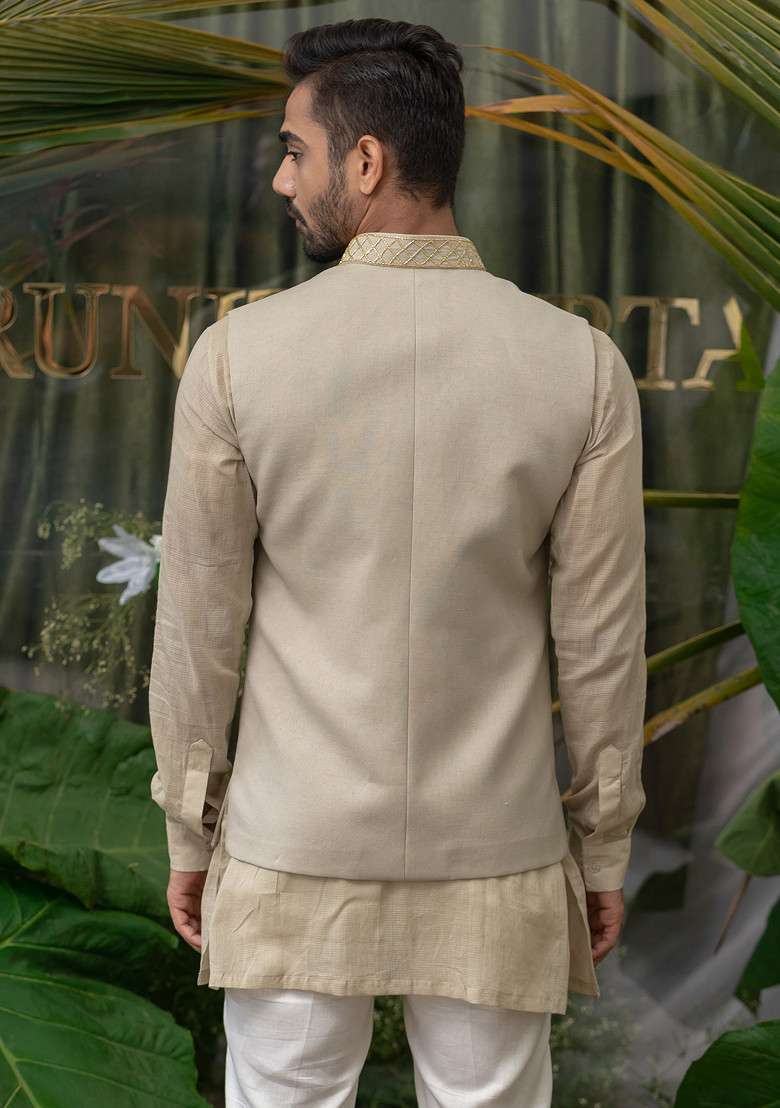 Grey Elephant Embroidered Bundi Jacket For Men - Indya