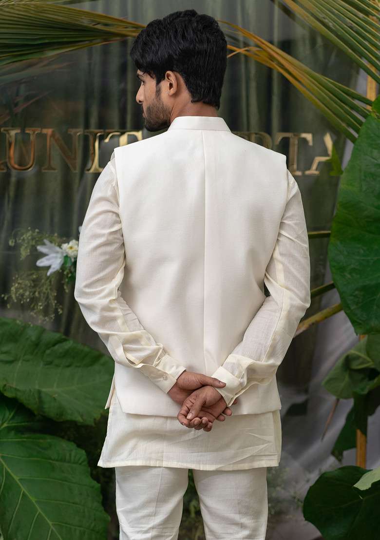 Ivory Khidki Embroidered Bundi Jacket For Men - Indya