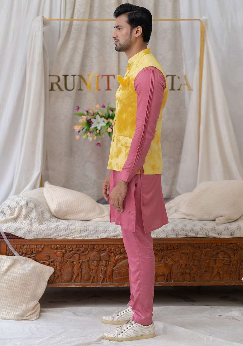 Yellow And Pink Tie And Dye Bundi Jacket For Men - Indya