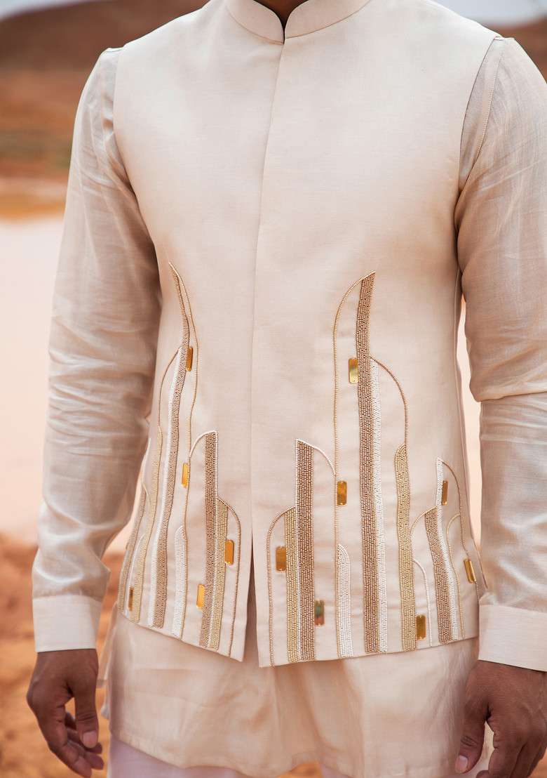 Sand Brown Bead Embellished Abstract Bundi Jacket For Men - Indya