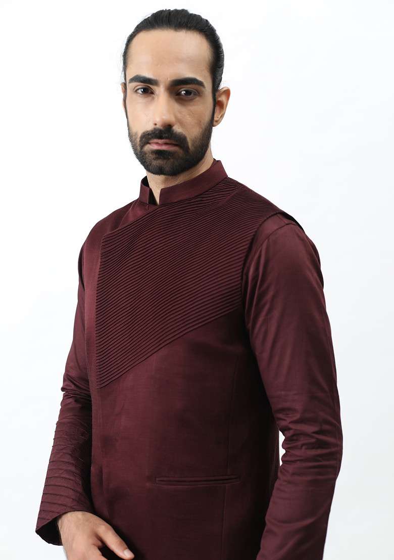 Wine Pintuck Asymmetric Bundi Jacket For Men - Indya