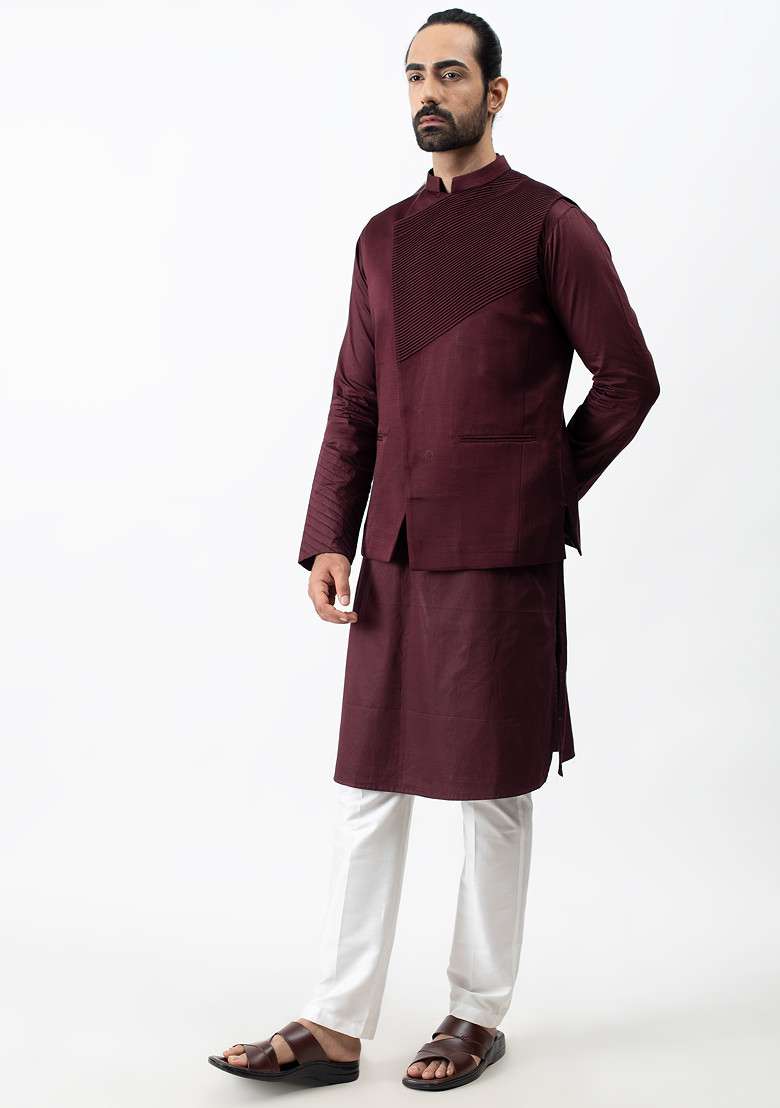 Wine Pintuck Asymmetric Bundi Jacket For Men - Indya