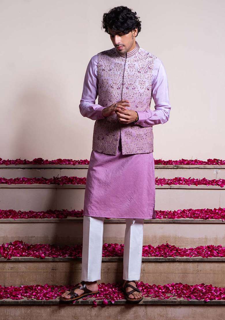 Purple Ombre Embroidered Bundi Jacket For Men - Indya
