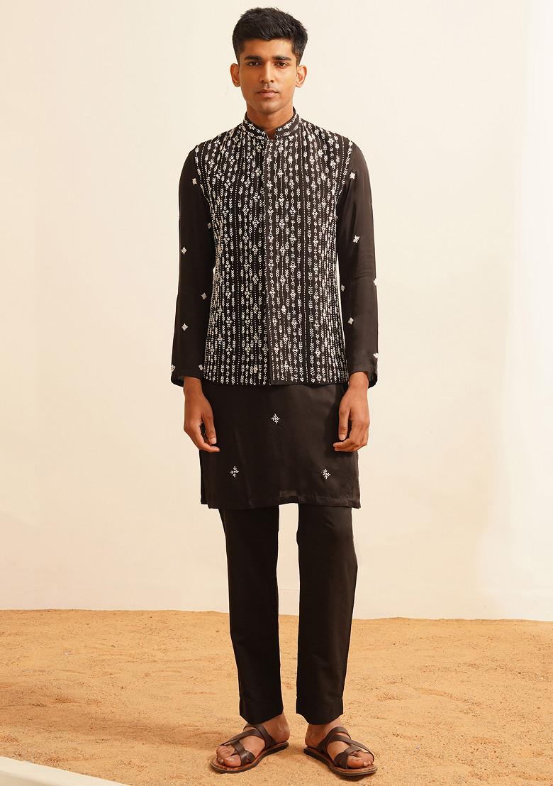 未使用　ARTISAN embroidery wool jacket black 未使用ARTISAN embroidery wool jacket black