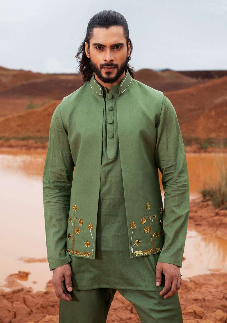 Deep Green Cut Pipe Embellished Vegan Silk Blend Bundi Jacket Set For Men - Indya